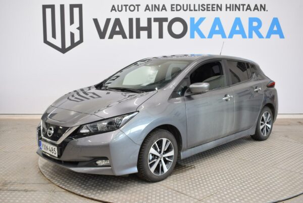 Nissan Leaf Acenta MY20 40 kWh Driver Assist Pack 6,6 kW Charger FI # 2xrenkaat Driver assist pack, Suomi-auto #