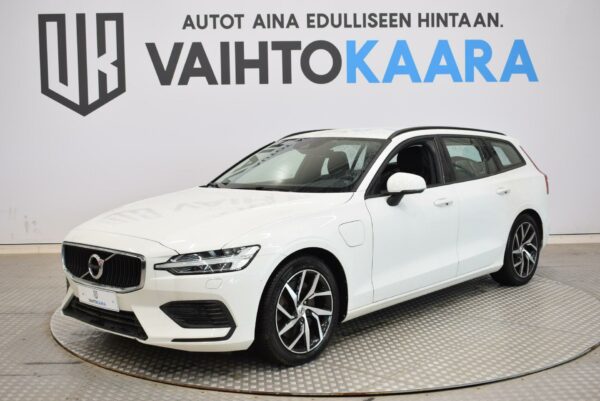 Volvo V60 T8 Twin Engine Momentum Edition Aut # Sis Alv 24 % #   NÄMÄ VIEDÄÄN KÄSISTÄ # Navi, VOC, Adapt.Vakkari, Lisälämmitin #