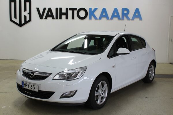 Opel Astra 5-ov Enjoy 1,4 Turbo Ecotec 103kW MT6#Lohkolämmitin,Sisätilanpistoke,Vakkari,