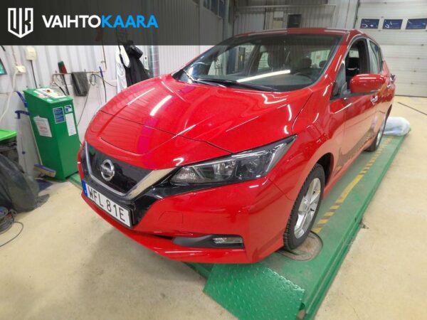 Nissan Leaf E+ Acenta 62 Kwh # Sis Alv # Adaptiivinen vakkari, Parkkitutka, 2 x renkaat # Tulossa!!!