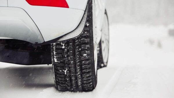 Sähköautot talvella, taloudellinen ajotapa, esilämmitys, talviolosuhteet » Vaihtokaara