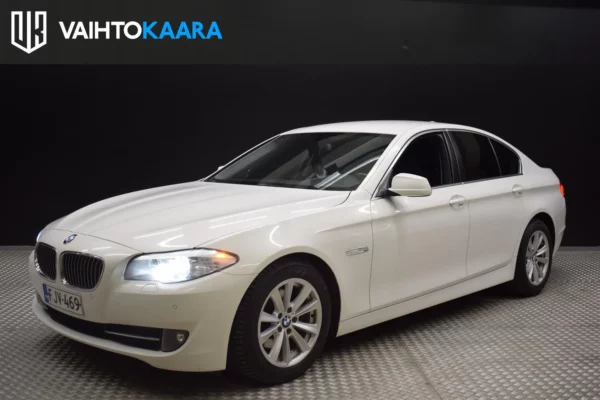 BMW 520 d A F10 Sedan Business # Suomi-auto, Vakionopeudensäädin, Xenon-ajovalot, Lohkolämmitin #