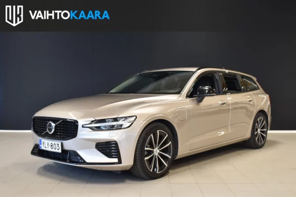 Volvo V60 T8 AWD Long Range High Performance Plus Dark aut # Suomi-auto, Adaptiivinen vakionopeudensäädin, Kamera, VOC, Kessy #