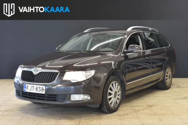 Skoda Superb Combi 2,0 TDI CR 170 4X4 Comfort # Vakkari, Webasto, Neliveto, Ilmastointi #