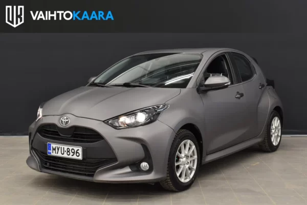 Toyota Yaris 1,5 VVT-iW Active Multidrive S # Näyttävääkin näyttävämpi Yaris tulevan kesän kuumille kesäkaduille # Adapt.vakkari #