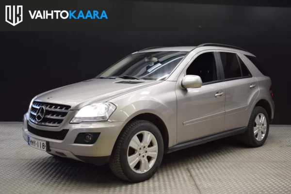 Mercedes-Benz ML 320 CDI 4MATIC # Rautajouset, Navigointi, Vetokoukku, Bluetooth, Peruutuskamera #