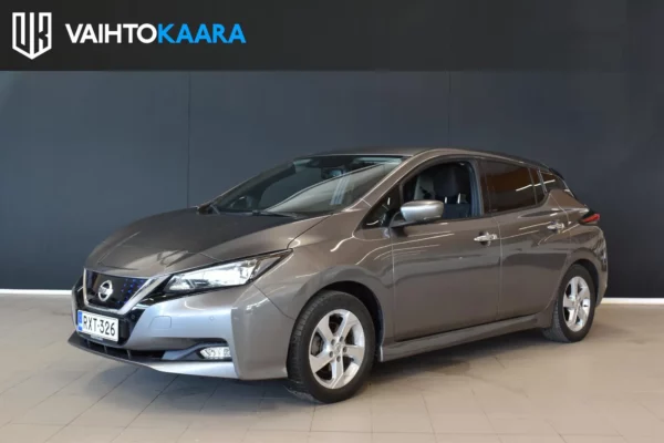 Nissan Leaf 40 kWh N-Connecta # 360 kamerat, Navigointi, Kahdet renkaat, Bluetooth #