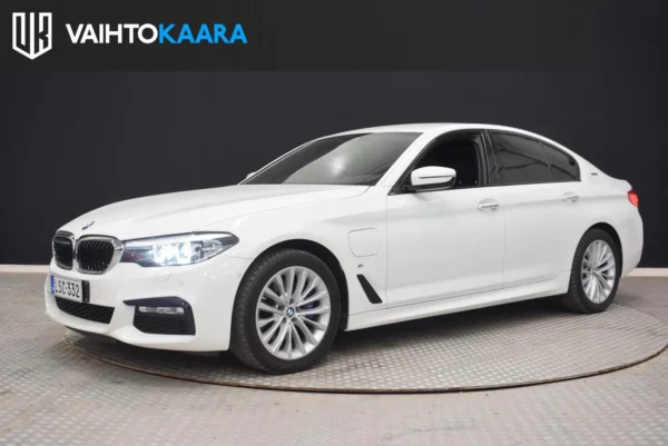 BMW 530 G30 Sedan A iPerformance M-Sport # Proffa Navi, Peruutuskamera, Lämmitettävä ohjauspyörä #
