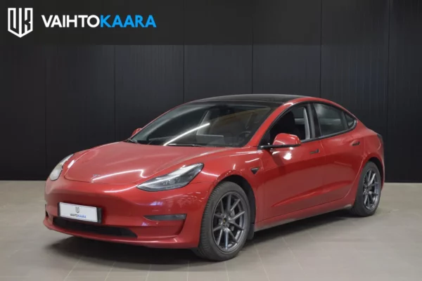 Tesla Model 3 Long Range Dual Motor Awd # Adapt.vakkari, Autopilot, Lämpöpumppu, Kessy, Premium-audio, 2 x renkaat vanteilla #