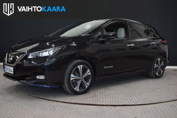Nissan Leaf e+ Tekna MY19,5 62 kWh FI # Akkutesti 88,3%! # Nahkasisusta, Ratinlämmitin, Peruutuskamera, Navigointi, 2x Renkaat #