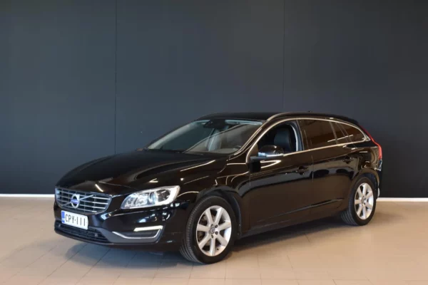 Volvo V60 2.0 D3 Momentum # Xenon, Vakkari, Tutkat, Ilmastointi, Webasto, Penkinlämmittimet, Sähkölasit, Sähköpeilit yms!!  #
