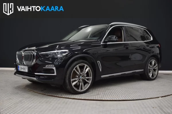 BMW X5 G05 xDrive45e A # Upea Suomi-Auto # Soh 92%, Koukku, Ledit, Nahkaverhoilu, Muistipenkki, Peruutuskamera, ACC, Navi #