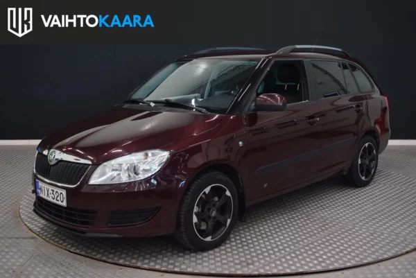Skoda Fabia Combi 1,2 TSI 105 Ambiente DSG Autom. # Lohkolämmitin, Sisätilanpistoke, 2x renkaat #