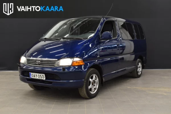Toyota Hiace 2.5 D-4D Automatic 8-Paikkainen # Tilava pikkubussi # Automaatti, Vetokoukku, Bluetooth, Ilmastointi #