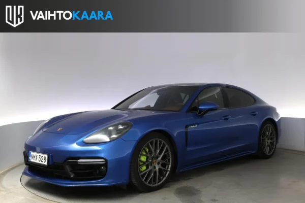 Porsche Panamera 4 E-Hybrid # Superkamat # Sport-Design, 14-Säät. istuimet, Sport-putkisto, ACC, Bose, Panoraama, 360-Kamera, PDLS+ #