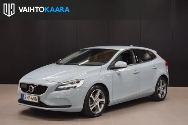 Volvo V40 D4 Momentum aut. # Webasto, Adapt.vakkari, Blis, Tutkat, Navi, Lämmitettävä tuulilasi, VOC, 2x renkaat ja vanteet #