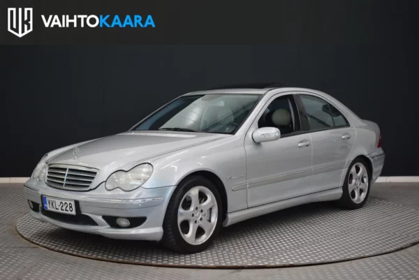 Mercedes-Benz C 32 AMG V6 Kompressor sedan # On vetoja!! # Designo nahat, Sähköpenkit muistilla, Kattoluukku, ilmastointi, BOSE Hifit #