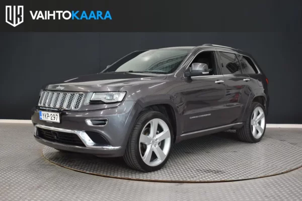 Jeep Grand Cherokee 3.0 CRD Autom # Tosi hieno! # Ilmastoidut/Lämmitettävät penkit, Ratinlämmitin, Peruutuskamera, Bluetooth, 2x Renkaat #
