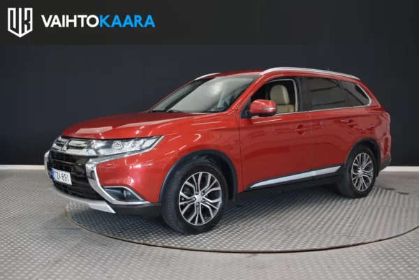 Mitsubishi Outlander 2,2 DI-D Instyle NAVI Aut 4WD 7-Paikkainen # Siisti Mitsun maasturi! # Peruutuskamera, Sähköinen takaluukku #