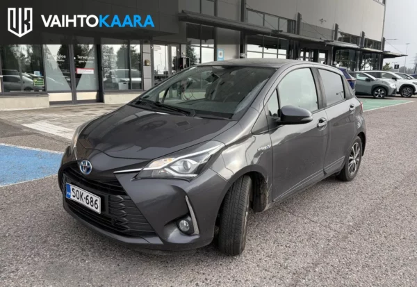 Toyota Yaris 1,5 Hybrid Y20 Edition # Peruutuskamera, Navigointi, 2 x renkaat, Lohkolämmitin + Sisäpistoke, Vakionopeudensäädin #