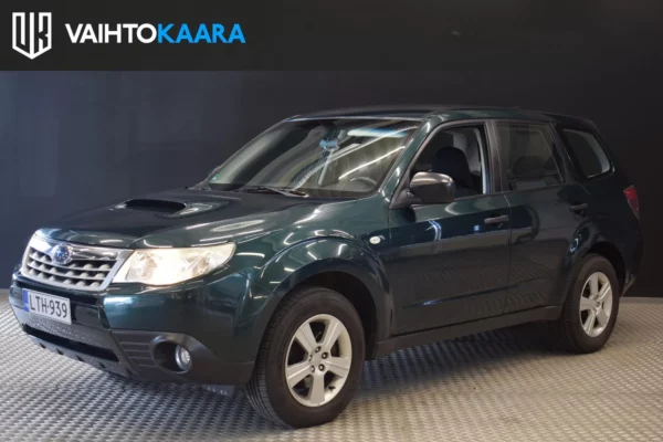 Subaru Forester 2,0 XS TD WV # Siistikuntoinen, Vetokoukku, Ilmastointi, Huoltokirja, Lohkis sis pistoke, Hyvät renkaat #
