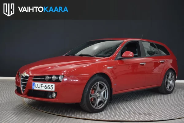 Alfa Romeo 159 Sportwagon 1750 TBi 200hv Bensiini # Alfan sporttinen farkku # Lohkolämmitin + Sisäpistoke, Vakkari, Parkkitutkat #