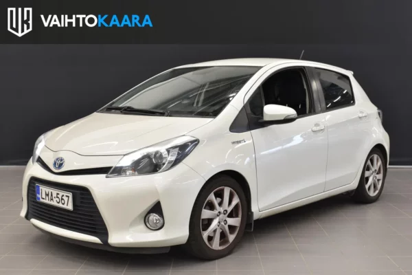 Toyota Yaris Hybrid Style 5ov Aut # Hieno Style varusteinen Hybrid Yaris # Peruutuskamera, Navigointi, Lohkolämmitin + Sisäpistoke#
