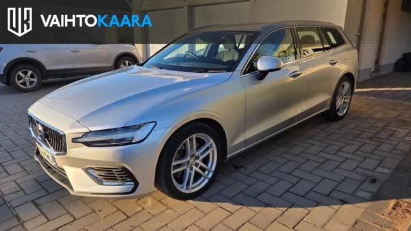 Volvo V60 T6 TwE AWD Inscription Expression Edition aut # Webasto, Keyless Start/Entry, Vetokoukku, Sähkötakaluukku, Navi, VOC #