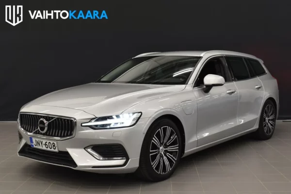 Volvo V60 T6 TwE AWD Inscription Expression Edition aut # Keyless Start/Entry, Vetokoukku, Sähkötakaluukku, Navi, VOC #