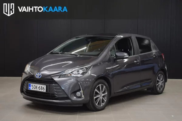 Toyota Yaris 1,5 Hybrid Y20 Edition # Peruutuskamera, Navigointi, 2 x renkaat, Lohkolämmitin + Sisäpistoke, Vakionopeudensäädin #