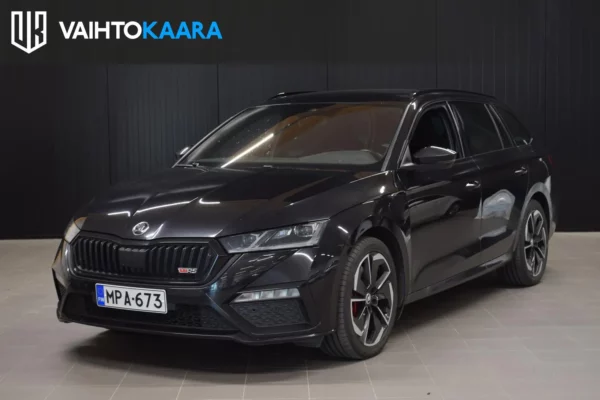 Skoda Octavia Combi 1.4 TSI PHEV RS iV DSG Autom. # Suomi-auto! # Webasto, Vetokoukku, Adapt.vakkari, Kaistavahti, Keyless #