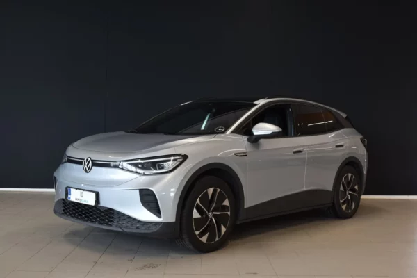 Volkswagen ID.4 Pro Performance 150 kW, akku 82 kWh # Vetokoukku, Sähkötakaluukku, Panoraama, Matrix Ledit, 2 x renkaat, Navi #