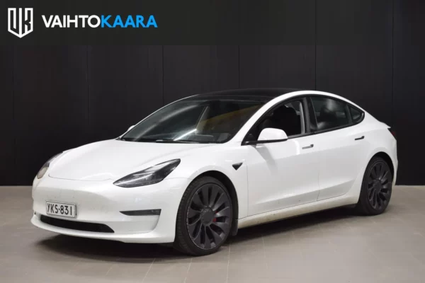 Tesla Model 3 Performance Dual Motor Awd # Premium-audio, Lämpöpumppu, Lasikatto, Kamera, Navi, 2x renkaat ja vanteet #