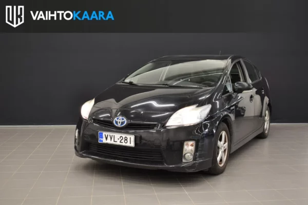 Toyota Prius HSD 5ov # Vähän ajettu ja komea hybridi Prius # HUD, Kessy, Autom. ilmastointi, Kahdet renkaat, Lohkolämmitin #
