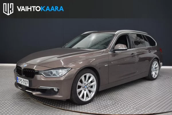 BMW 335 dA F31 Touring TwinPower Turbo A xDrive # Adaptiivinen vakkari, Navi, Vetokoukku, Sähkö takaluukku, Lasikatto #