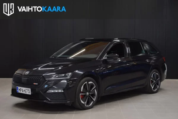 Skoda Octavia Combi 1.4 TSI PHEV RS iV DSG Autom. # Suomi-auto! # Webasto, Vetokoukku, Adapt.vakkari, Kaistavahti, Keyless #