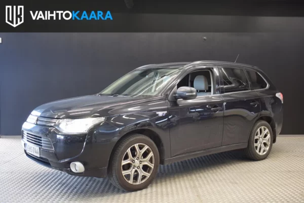 Mitsubishi Outlander PHEV Instyle Navi 4WD Aut # Suomi-auto, Juuri katsastettu,  Sähköluukku, Adapt. Vakkari, Vetokoukku, Rockford Fosgate  #