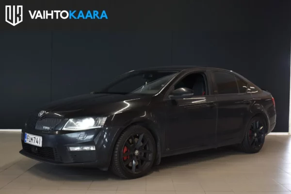 Skoda Octavia 2,0 TDI RS DSG Autom. # Xenon, Adapt.cruise, Koukku, Kessy, Aut.ilmastointi, Webasto! #