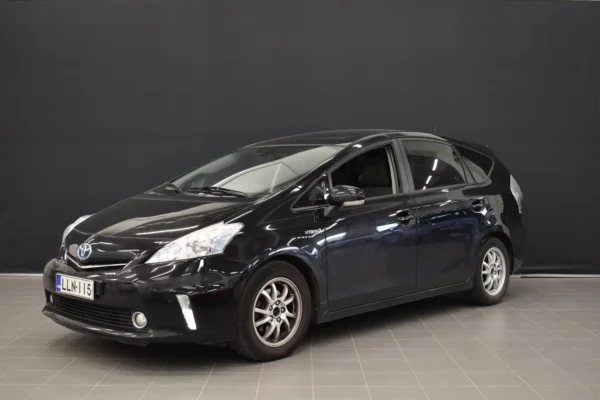 Toyota Prius+ Linea Sol 7-Paikkainen # Peruutuskamera, Navigointi, Lohkolämmitin, Peruutustutkat edessä ja takana, 2 x renkaat #