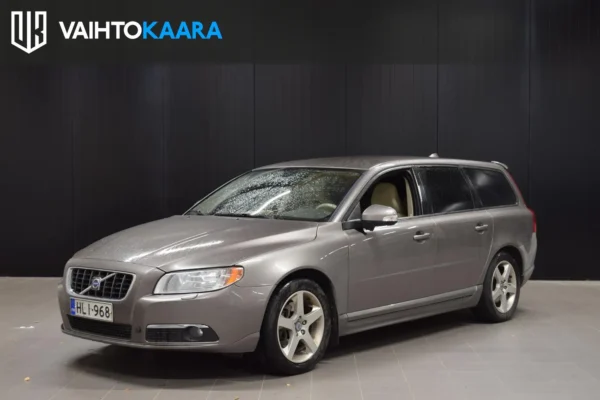 Volvo V70 2,5T Momentum aut # Suomi-auto, Koukku, Blis, Lohkolämmitin + sisäpuhallin, Pysäköintitutka, Puolinahkaverhoilu #
