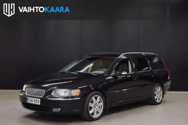Volvo V70 2,5T AWD Classic aut # Erinomaisesti pidetty Suomi-auto, Muistipenkki, Nahkaverhoilu, Xenonit ja vetokoukku #