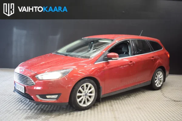 Ford Focus 1,0 EcoBoost 125 hv A6 Titanium Wagon # 1-Om Suomi-auto, Jakopää tehty, Vakkari, Keyless, Navigointi, Kamera, Tutkat #