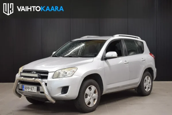 Toyota RAV4 2,0 Valvematic 4WD Multidrive S # Suomi-auto, Vetokoukku, Vakkari, 2x renkaat ja vanteet #