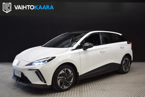 MG MG4 64kWh Luxury 150kW # Adapt.vakkari, 360 kamerat, Navigointi, Blis, Parkkitutkat, 2 x renkaat #