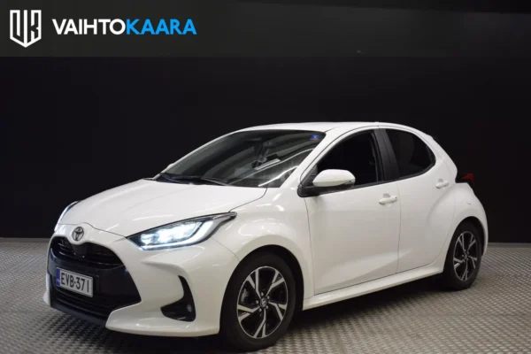Toyota Yaris 1,5 Hybrid 116 Limited Edition # Adapt. vakionopeudensäädin, Peruutuskamera, Lämmitettävä ohjauspyörä, 2 x renkaat #