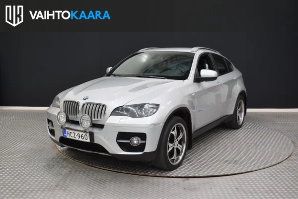 BMW X6 xDrive35d A E71 # Hieno ja väkevä X6! # Parkkitutkat, 2 x Renkaat, Puolisähköpenkit, Vetokoukku, Xenonit, Lisävalot #