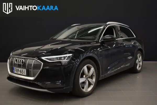 Audi e-tron 55 quattro # Adaptiivinen vakkari, Muistipenkki, Sähkötakaluukku, Navigointi, Nahkaverhoilu #