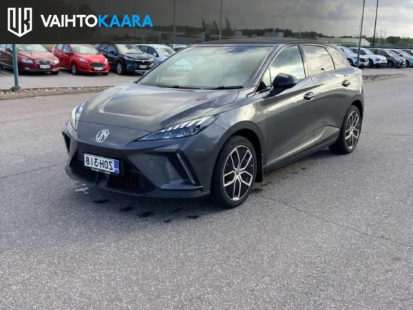 MG MG4 Luxury 150 kW # 360 kamera, pysäköintitutkat, sähkösäätöinen kuljettajan istuin, Mukautuva vakionopeussäädin, Navi #