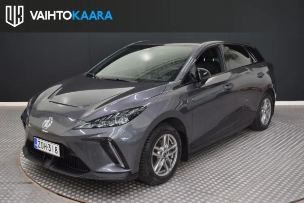 MG MG4 Luxury 150 kW # 360 kamera, pysäköintitutkat, sähkösäätöinen kuljettajan istuin, Mukautuva vakionopeussäädin, Navi #