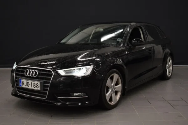 Audi A3 Sportback Business Sport 2,0 TDI 110 kW S tronic # Sporttipenkit, Lohkoläm. + sisp, BT-audio,